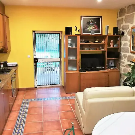River House 度假居 *